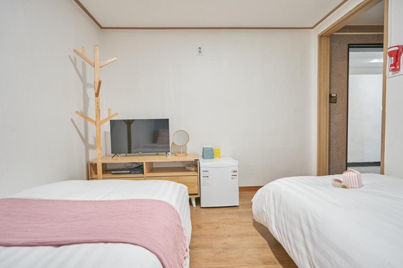 K'Stay Sinchon Seoul Exteriör bild