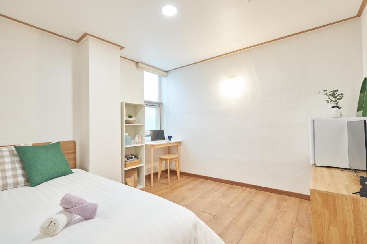K'Stay Sinchon Seoul Exteriör bild
