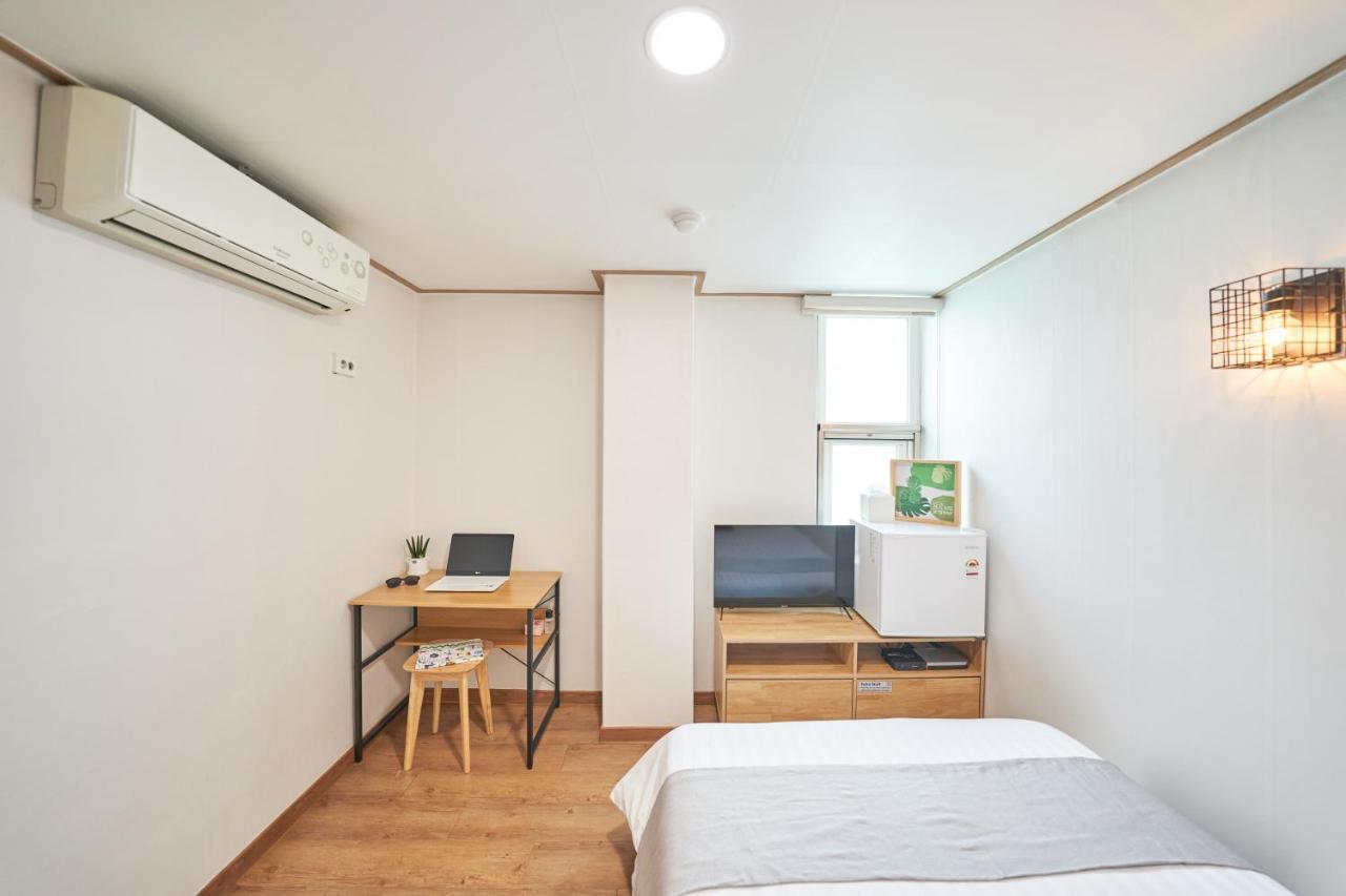 K'Stay Sinchon Seoul Exteriör bild