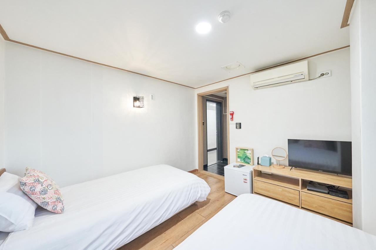 K'Stay Sinchon Seoul Exteriör bild